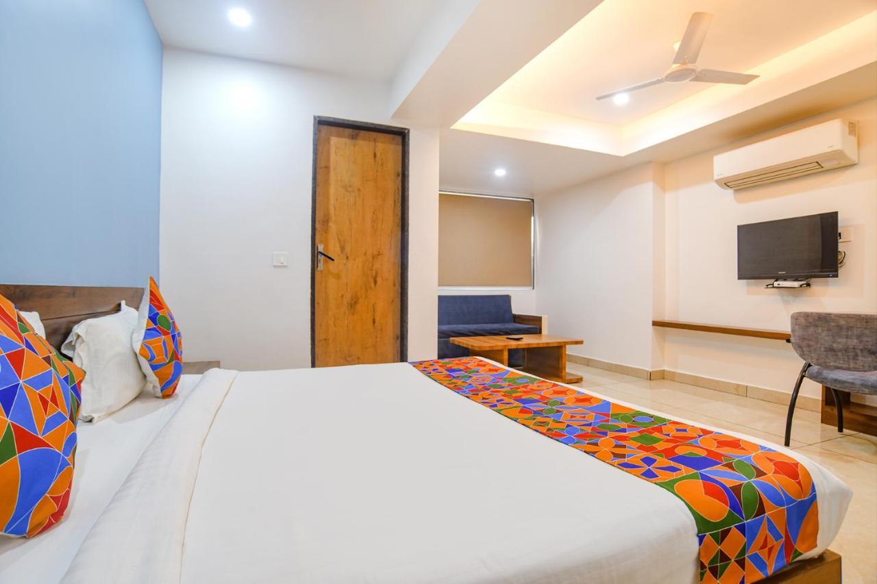 Fabhotel Blue Marine Indore Extérieur photo